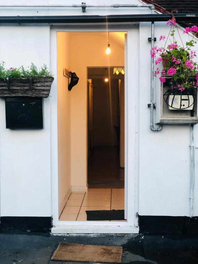 Dach Apartments - Cozy 3 Bed Apartment In Hendon Edgware Exterior foto